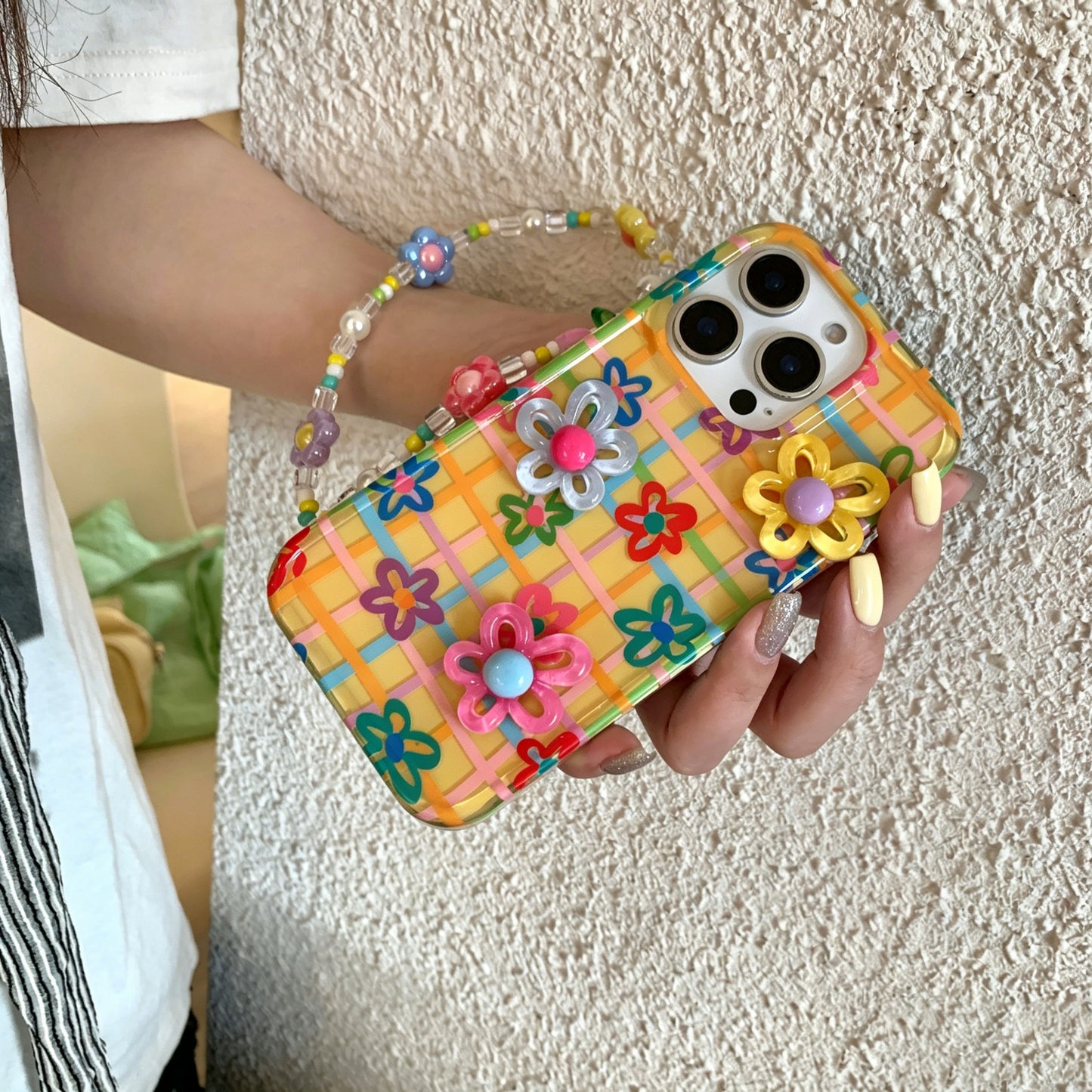 Dopamine 3d flower plaid iphone case with beaded chain
