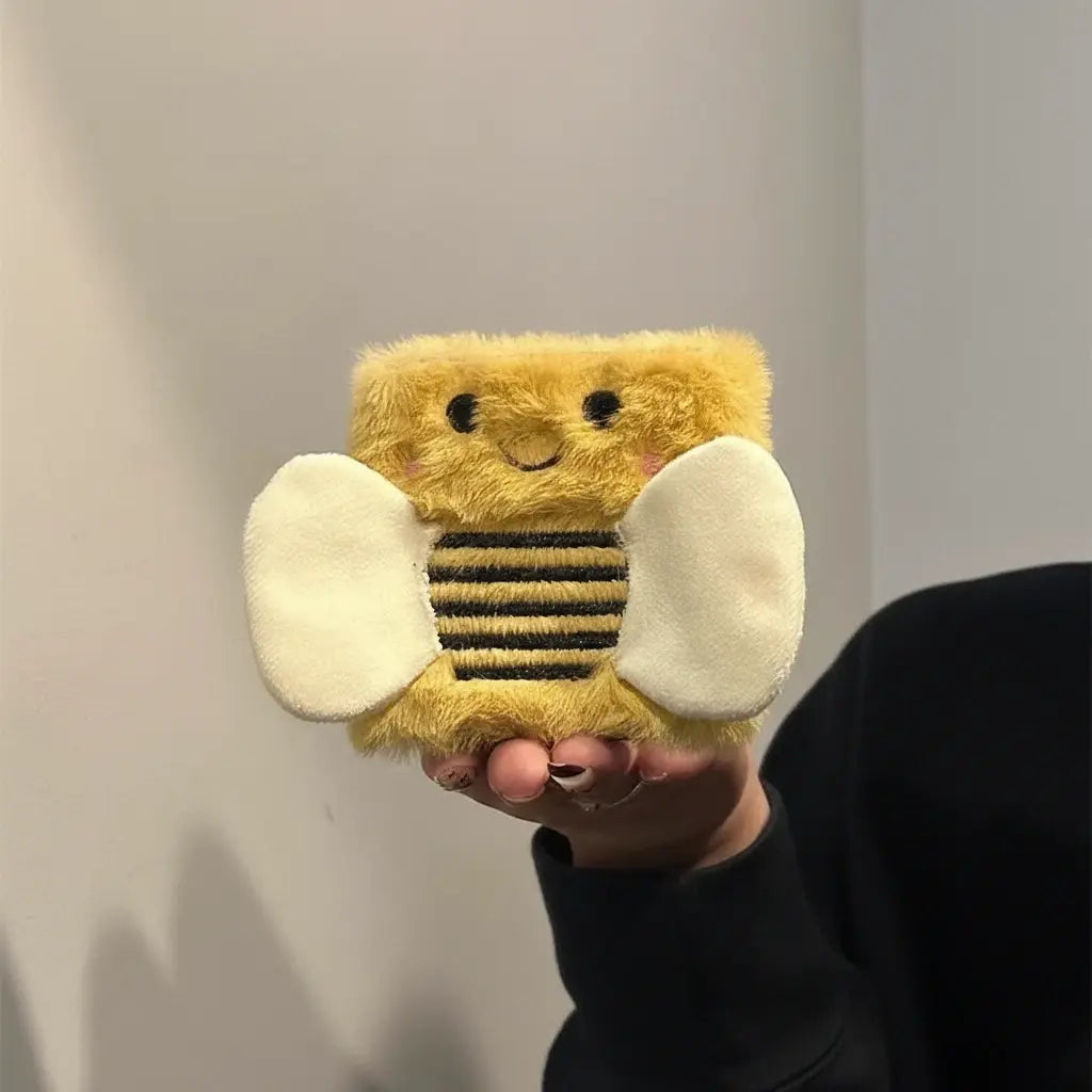 Adorable Fuzzy Bumblebee Phone Case for Samsung Flip7/6/5/4/3 我的商店