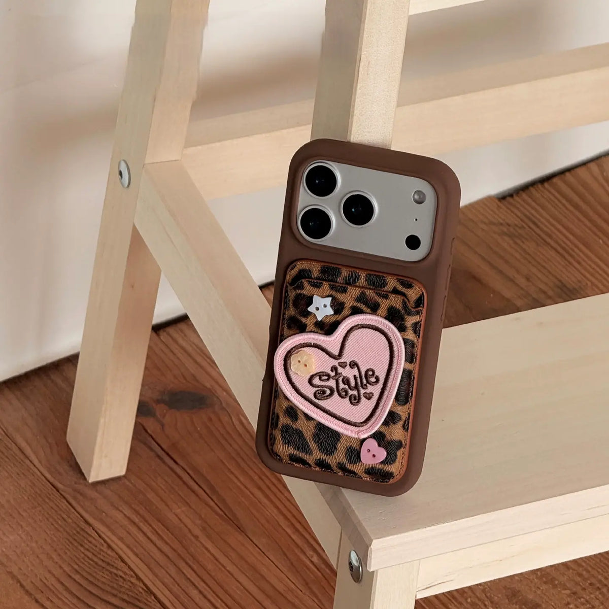 Cute Leopard Print Magsafe Card Case with Embroidered Heart Patch SEACASE