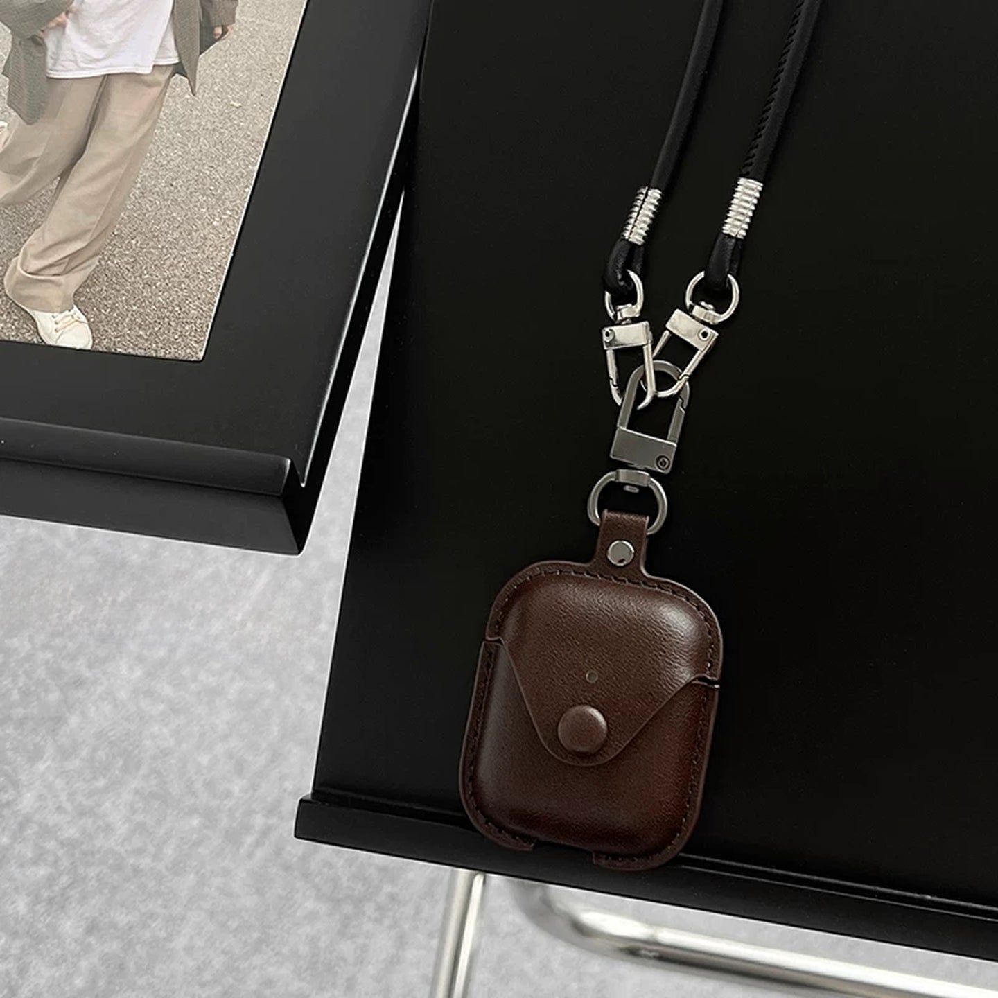 Vintage Leather AirPods Case with Detachable Lanyard
