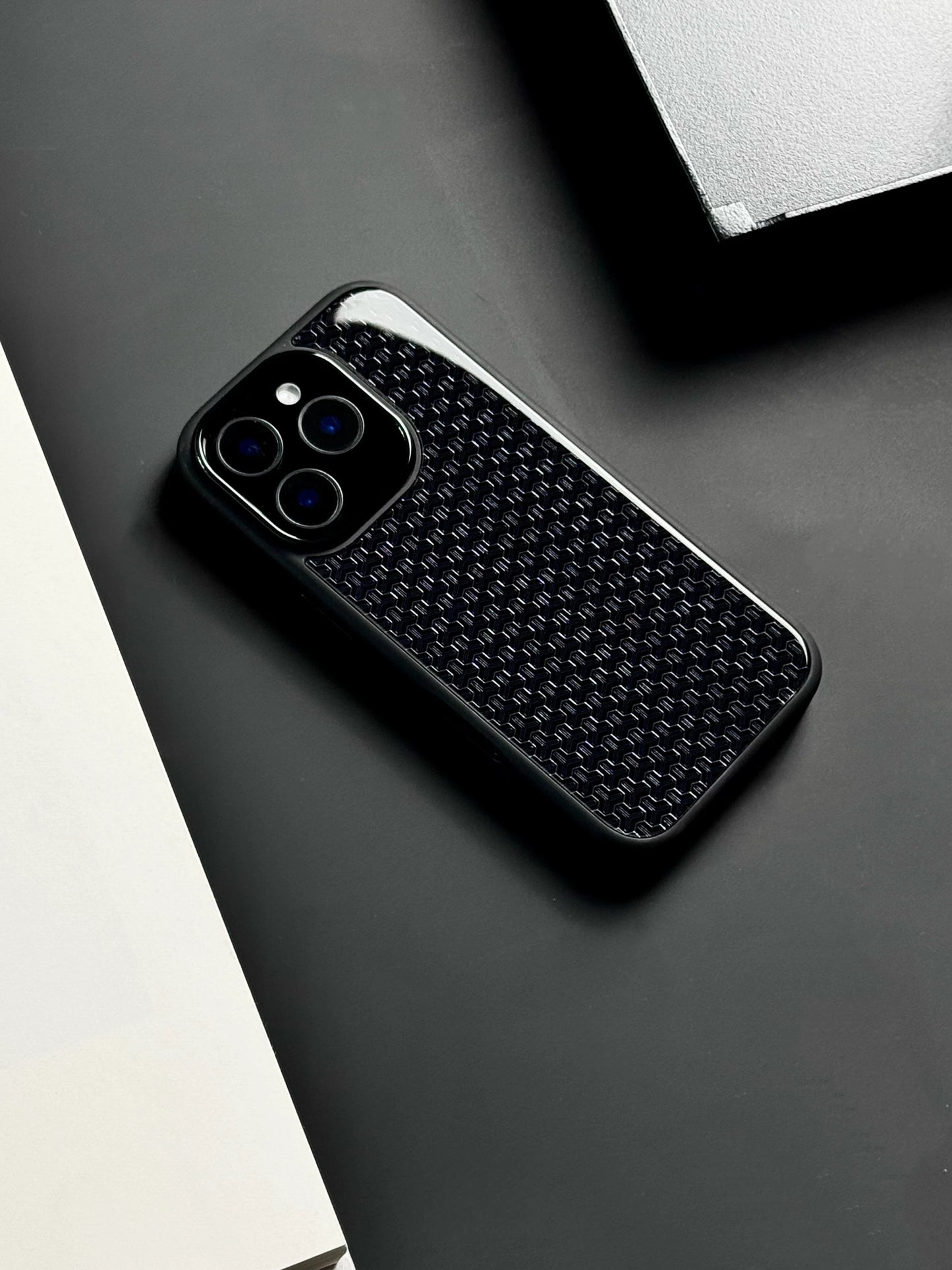 Black Geometric Pattern MagSafe Glass iPhone Case