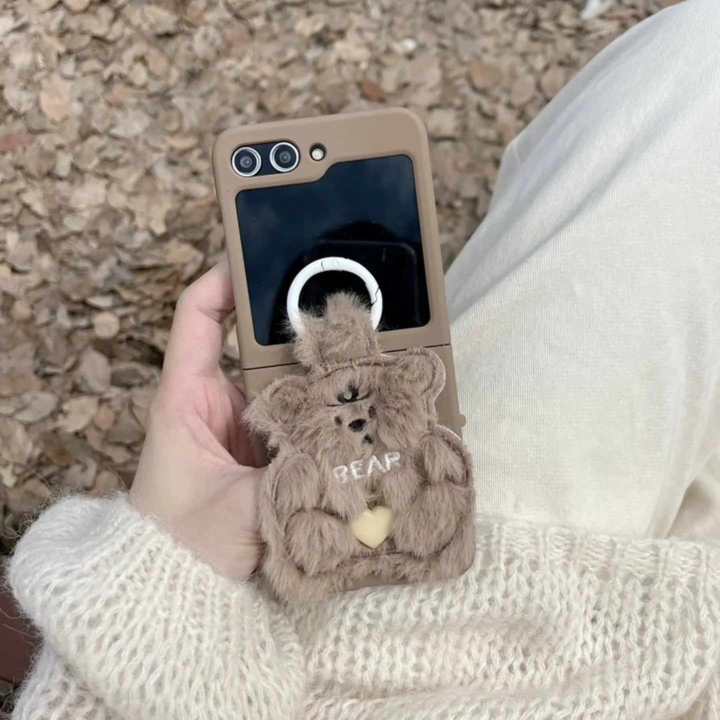 Adorable Plush Bear Phone Case for Samsung Flip 3/4/5/W23/W24 我的商店