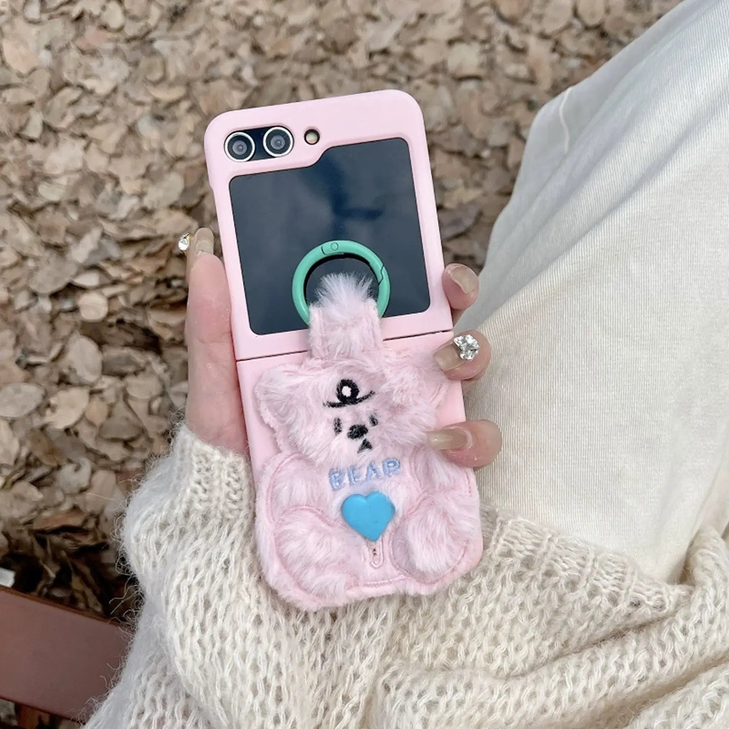 Adorable Plush Bear Phone Case for Samsung Flip 3/4/5/W23/W24 我的商店