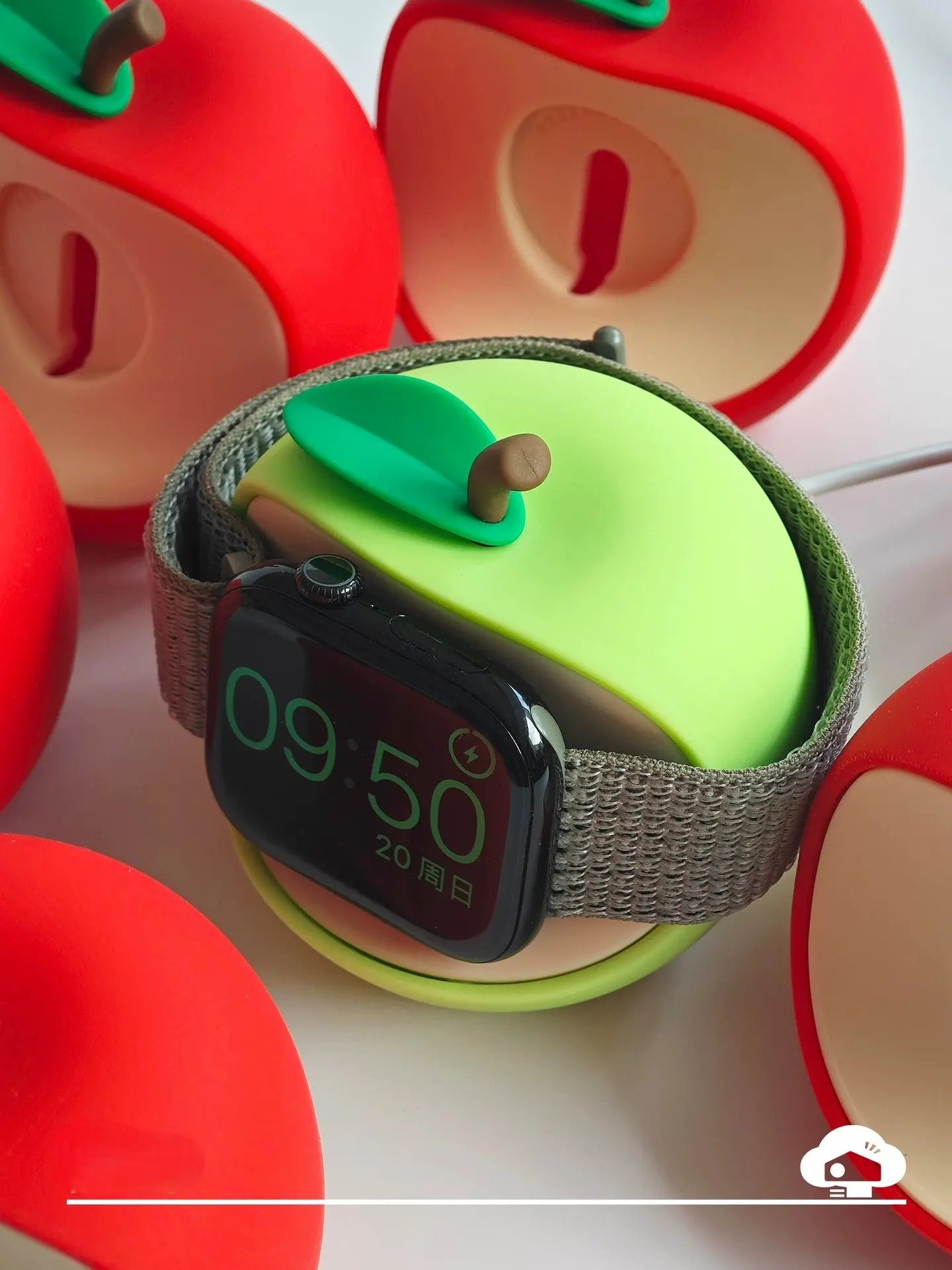 Cute Apple-Shaped Silicone Charging Stand for iWatch - Adorable & Functional 我的商店