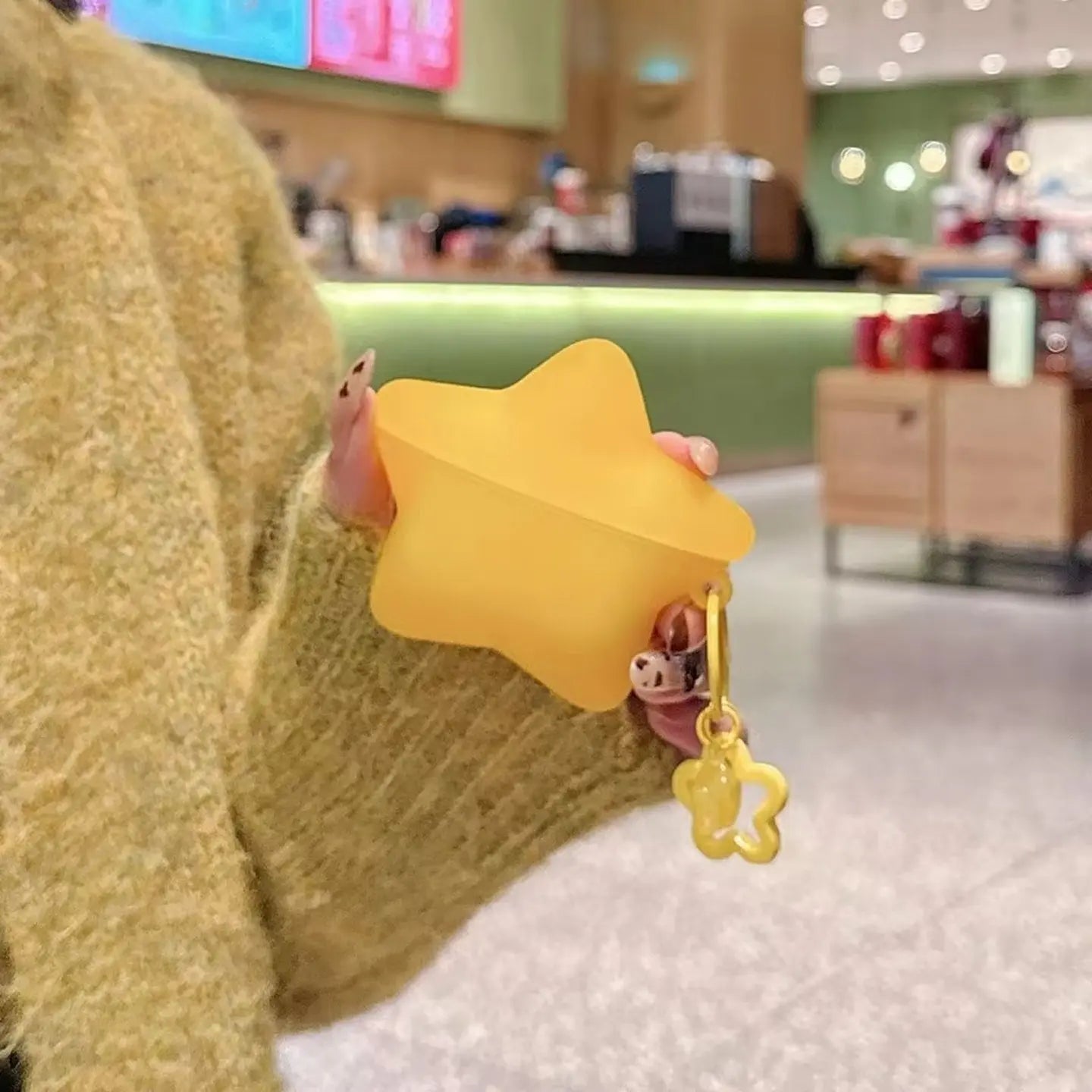 Frosted Star AirPods Case with Matching Star Charm SEACASE