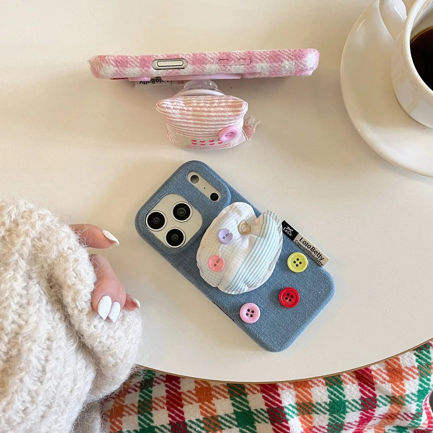 iPhone Case with Sponge Magnetic Stand SEACASE