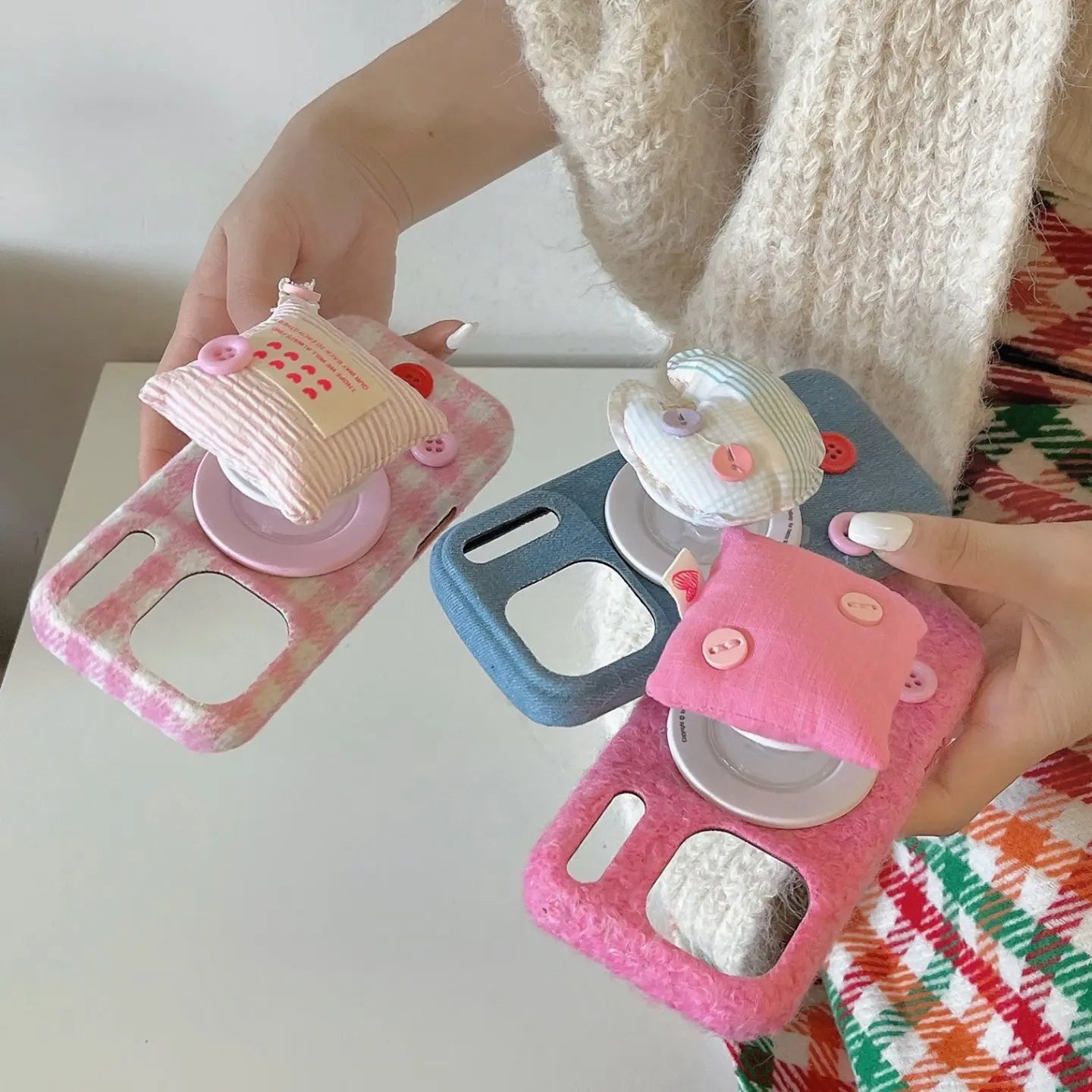 iPhone Case with Sponge Magnetic Stand SEACASE